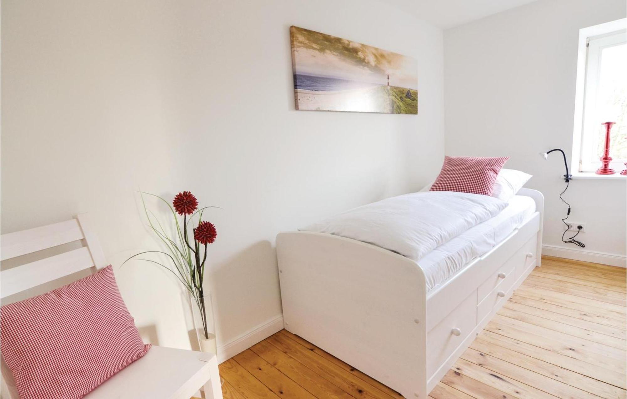 5 Bedroom Beautiful Home In Ockholm Bagian luar foto