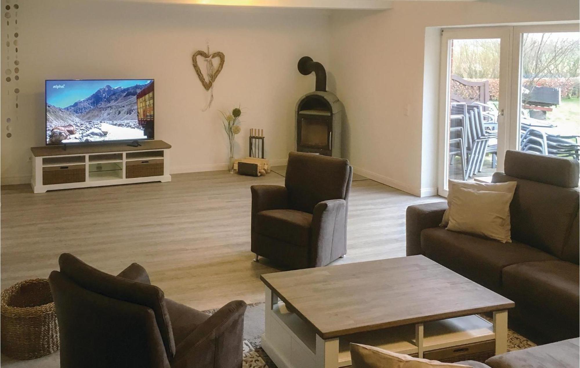 5 Bedroom Beautiful Home In Ockholm Bagian luar foto